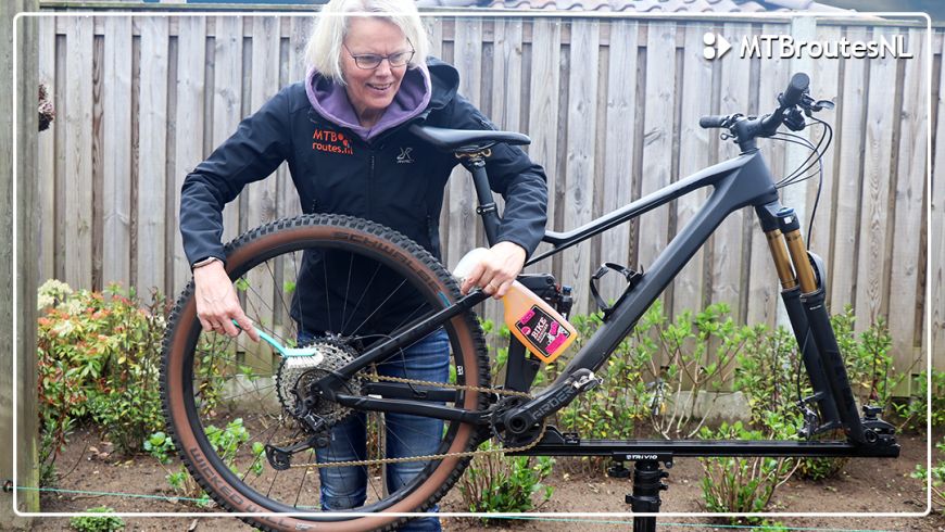 GESMEERD HET FIETSSEIZOEN IN!